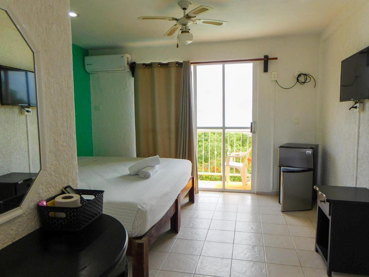 Hotel Ma Elena Isla Mujeres Exterior photo