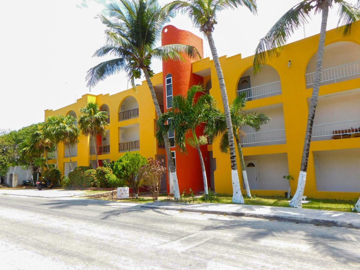 Hotel Ma Elena Isla Mujeres Exterior photo